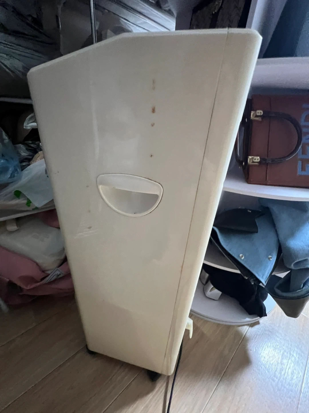 タワー型冷風機 SKJ-FM31Rの写真2枚目