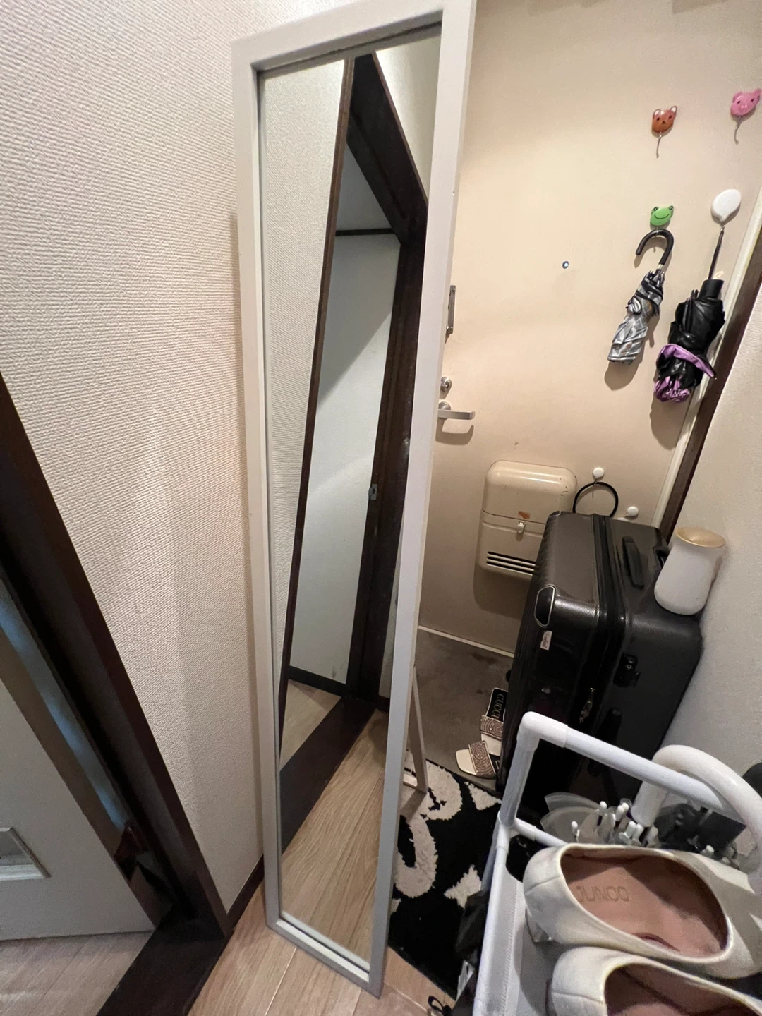 ホワイト スリム姿見 スタンドミラーの写真2枚目