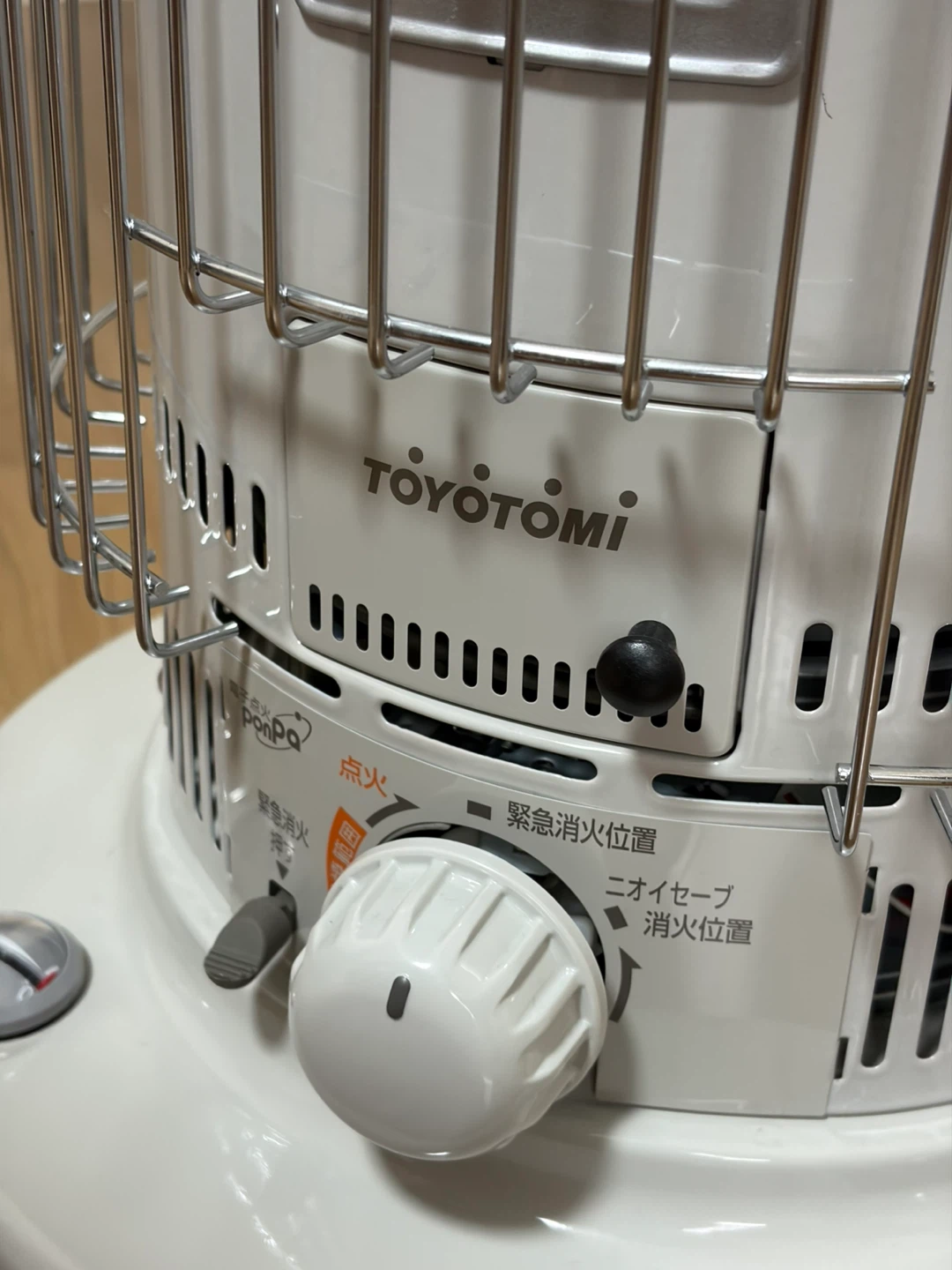 トヨトミ 石油ストーブの写真6枚目