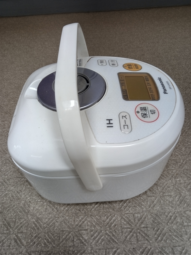 パナソニック 炊飯器 SR-KA056の写真2枚目