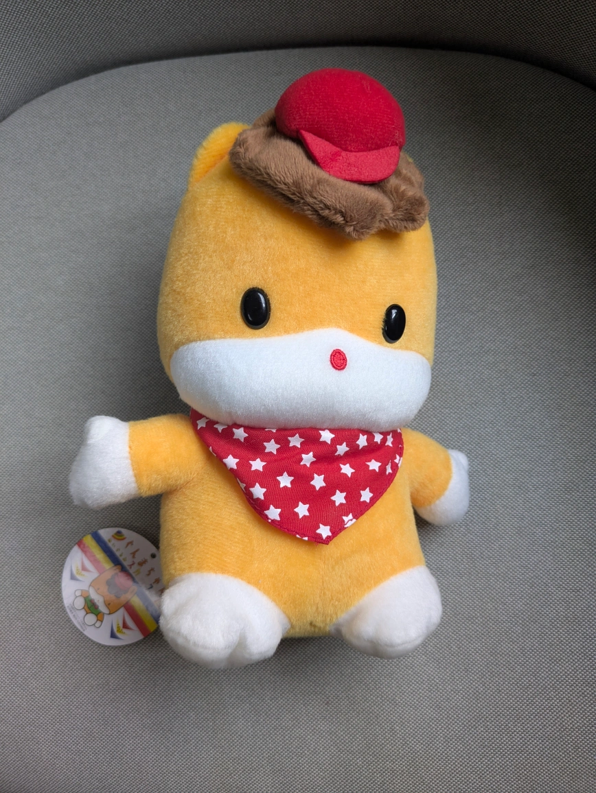 【新品未使用】ぐんまちゃん ぬいぐるみ 新品未使用タグつき 赤スカーフバージョンの写真2枚目