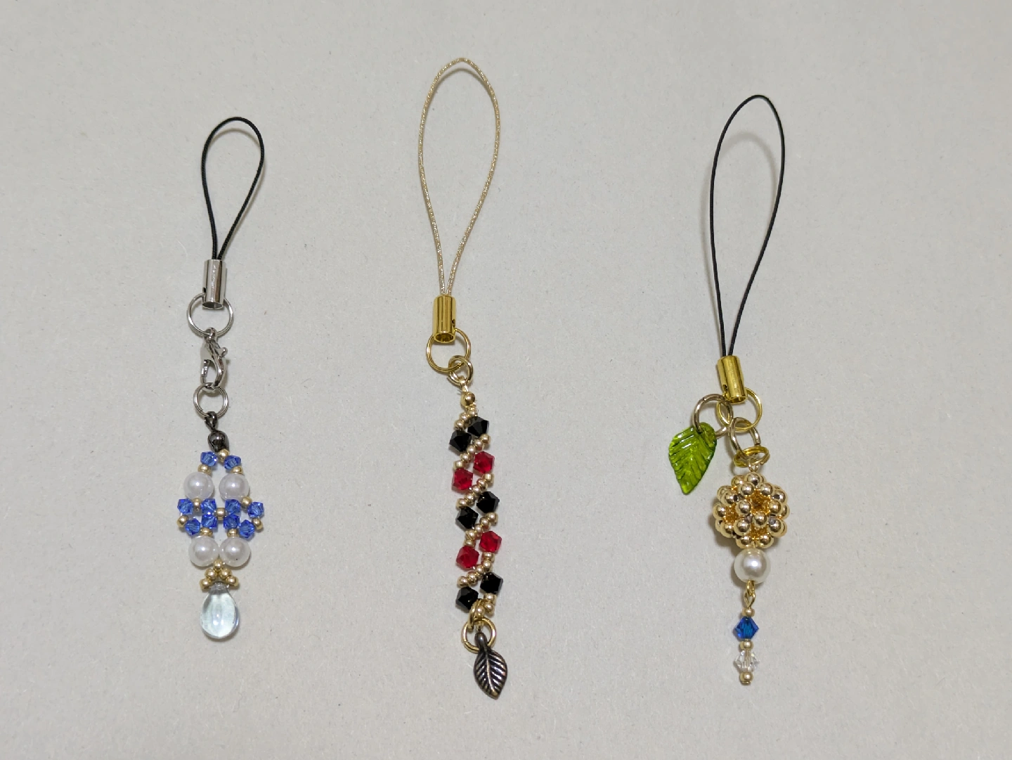 ビーズ ストラップ ハンドメイド