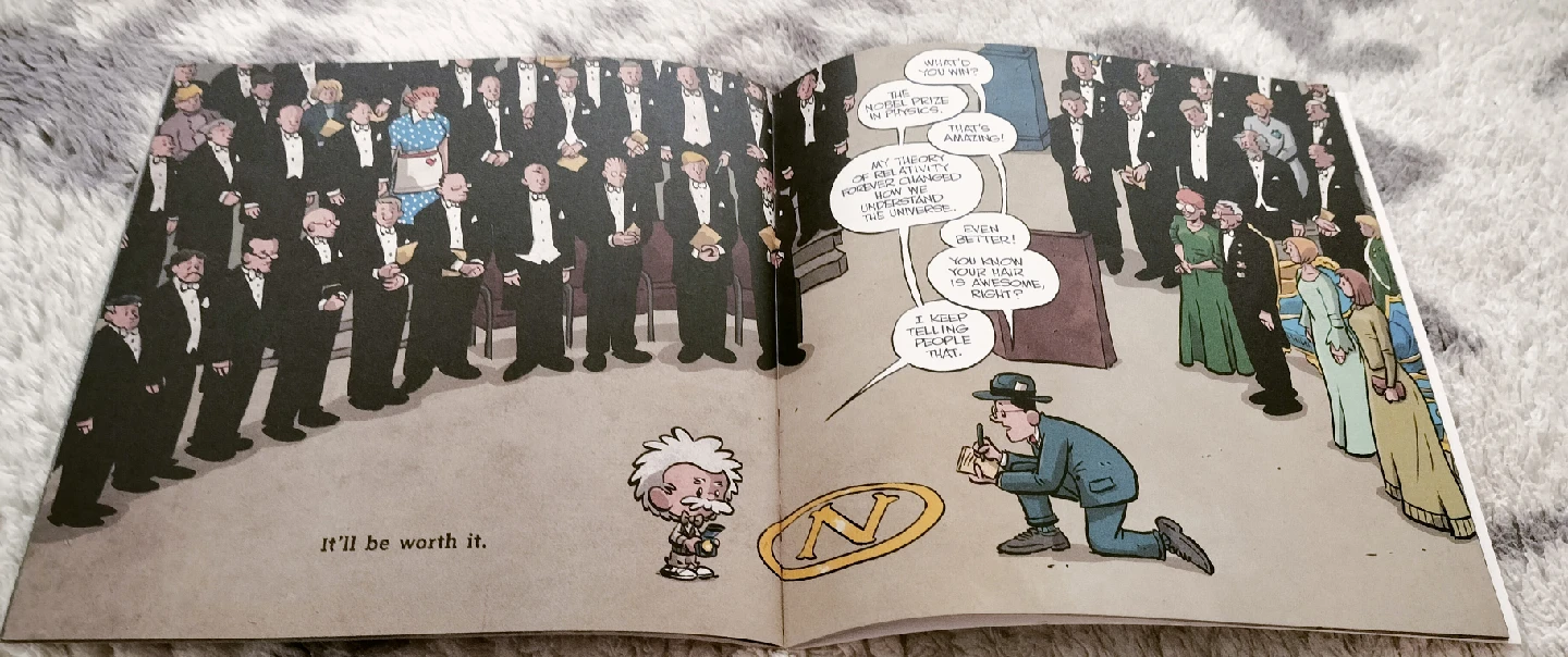 I am Albert Einstein 子供向け英語の本の写真2枚目