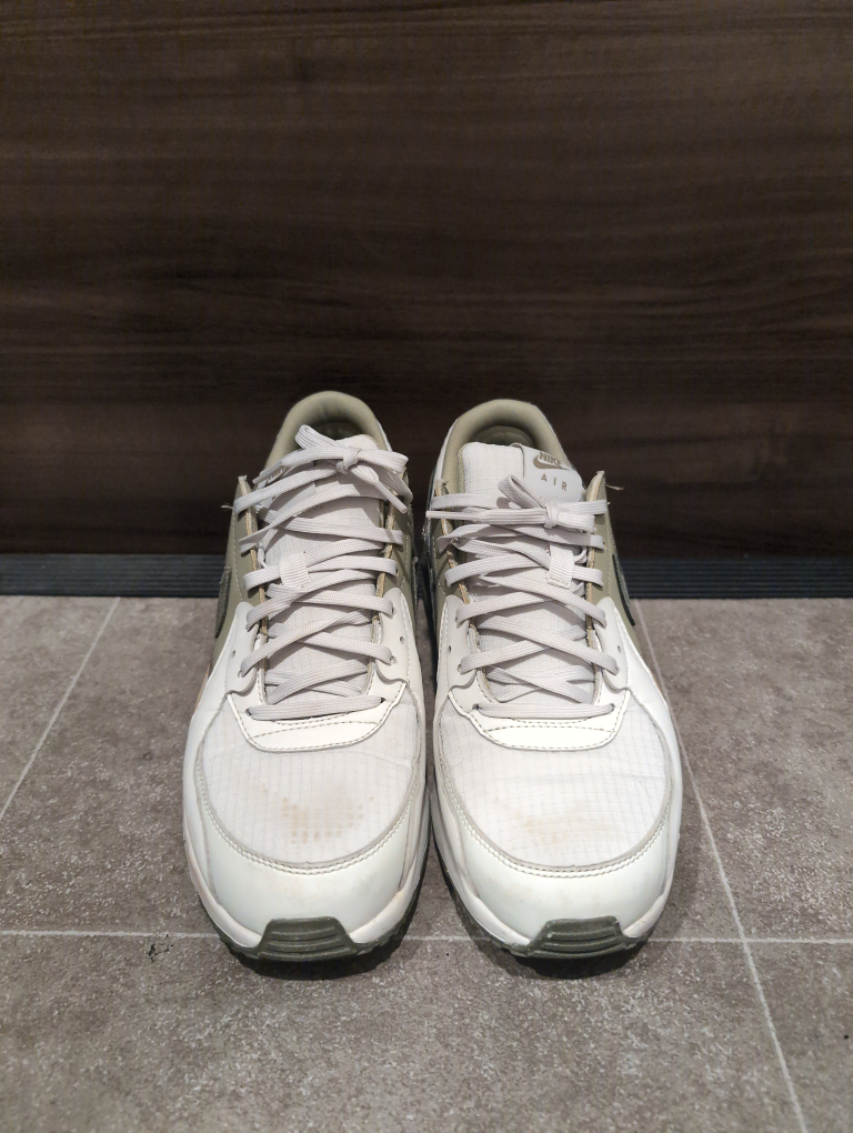 ナイキ AIR MAX スニーカーの写真2枚目
