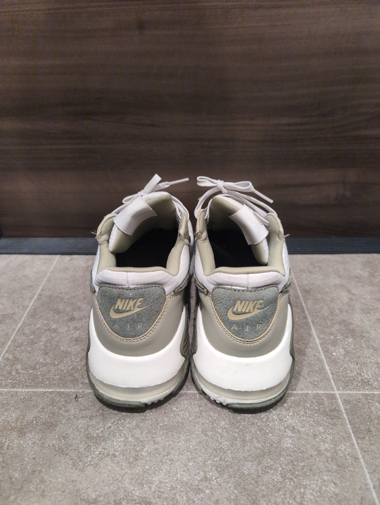 ナイキ AIR MAX スニーカーの写真3枚目