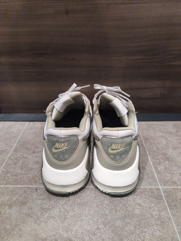 ナイキ AIR MAX スニーカーの写真3枚目