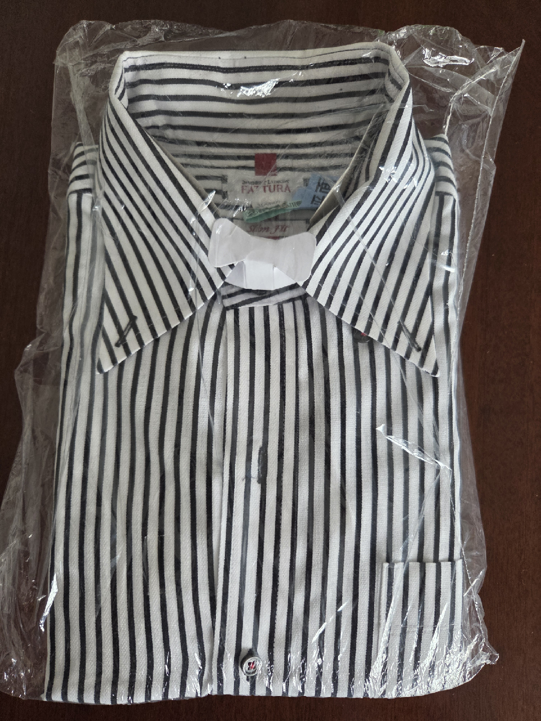 ファットゥーラ ストライプシャツ
