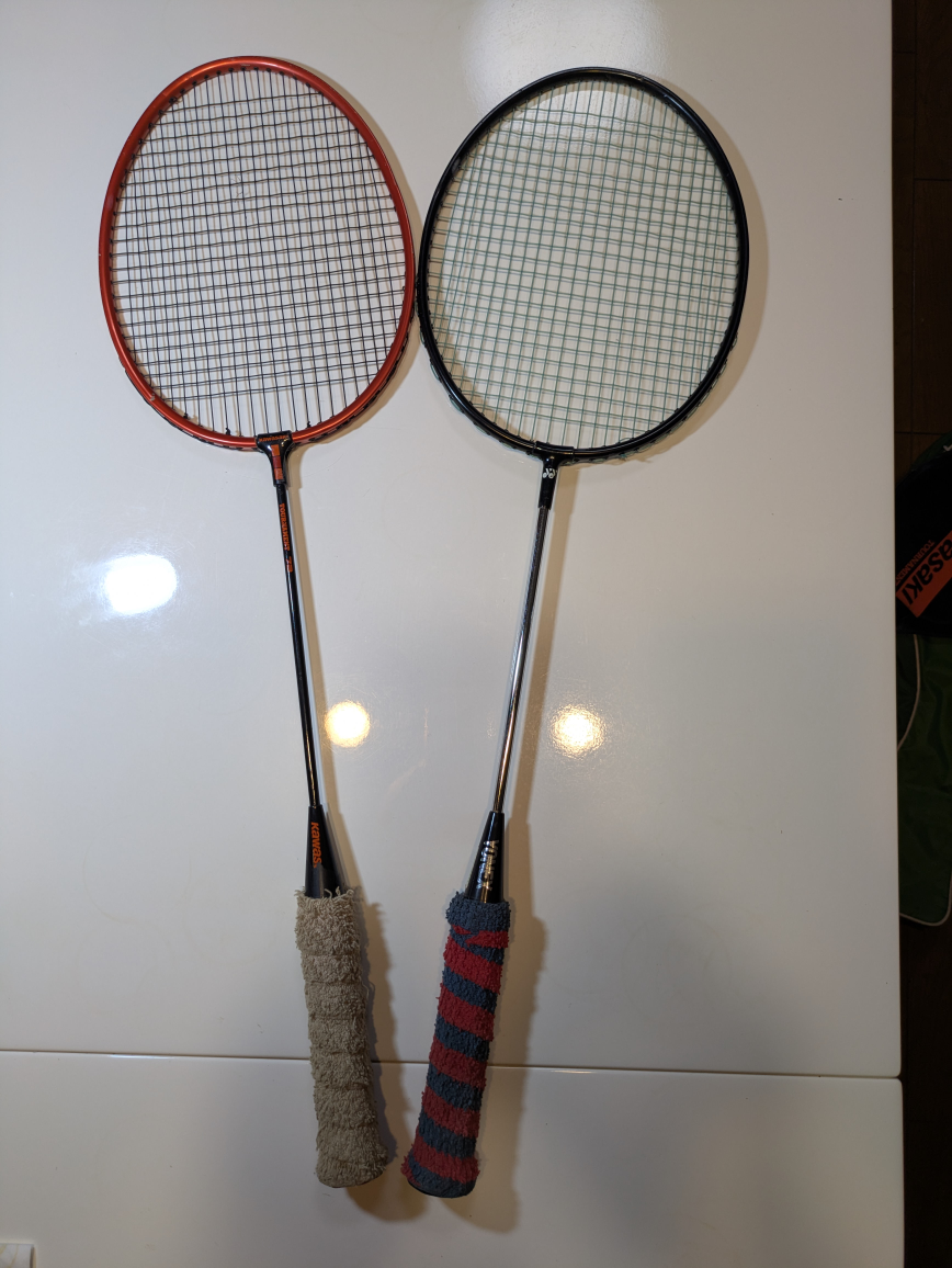 バドミントンラケット2本セット