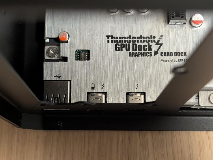 TH3P4 eGPUケース28cm SFXタイプの写真4枚目