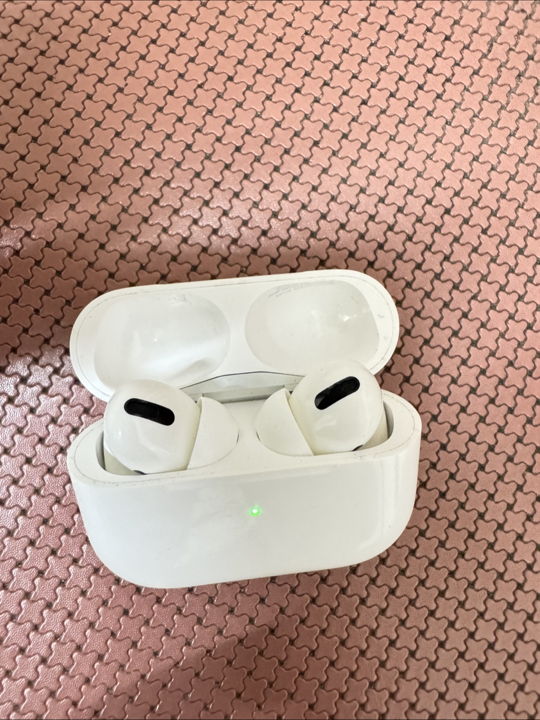 AirPods Pro イヤホンの写真3枚目