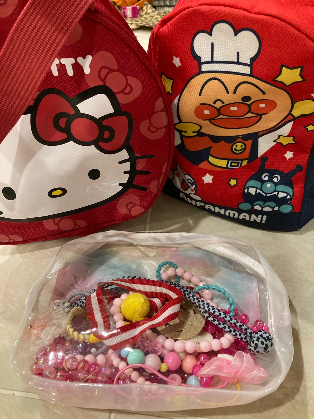 ハローキティ アンパンマン キッズ バッグ & アクセサリー セット
