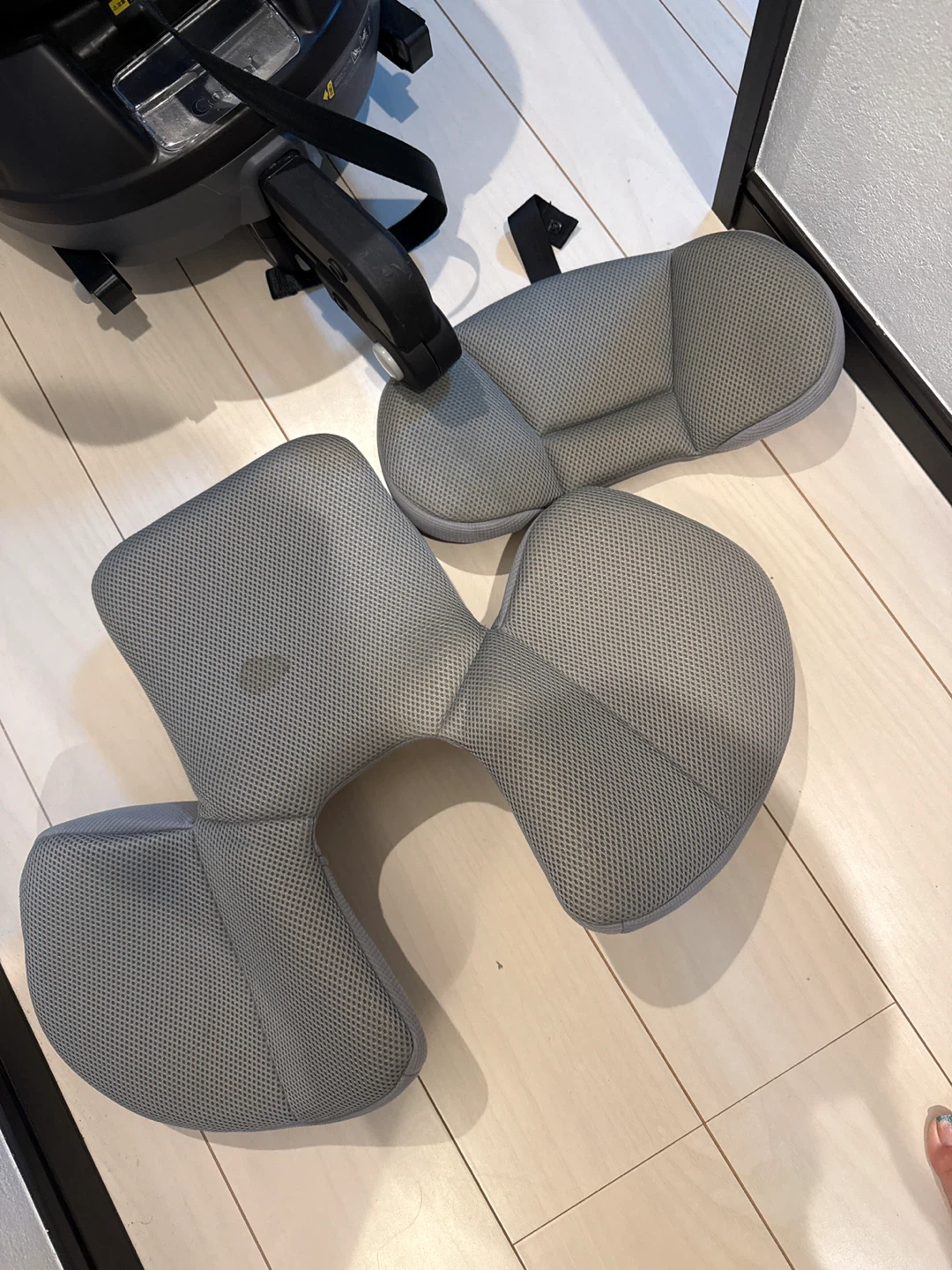 コンビ クルムーヴスマートISOFIX チャイルドシートの写真3枚目