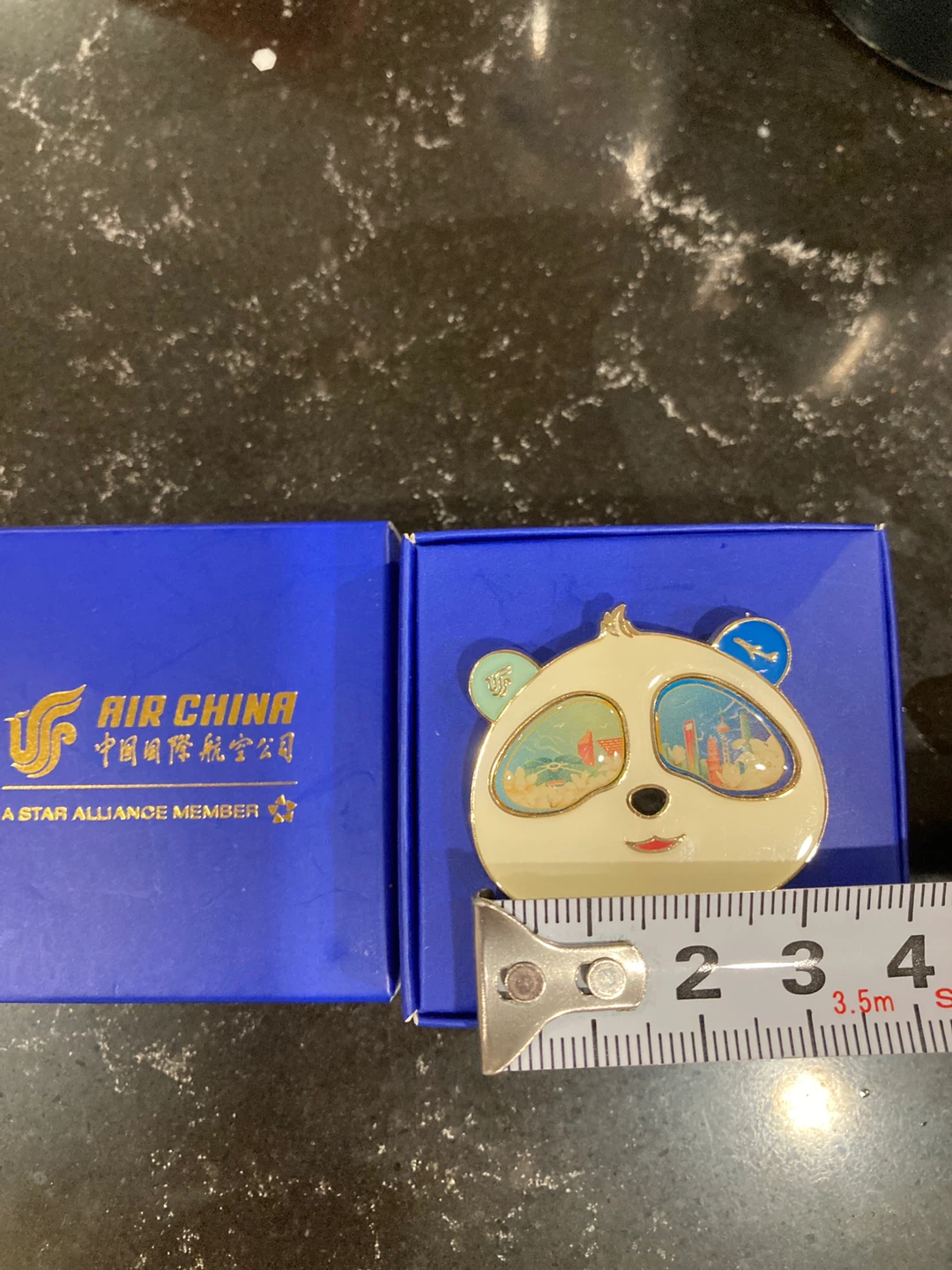 エアチャイナ パンダ ピンバッジ
