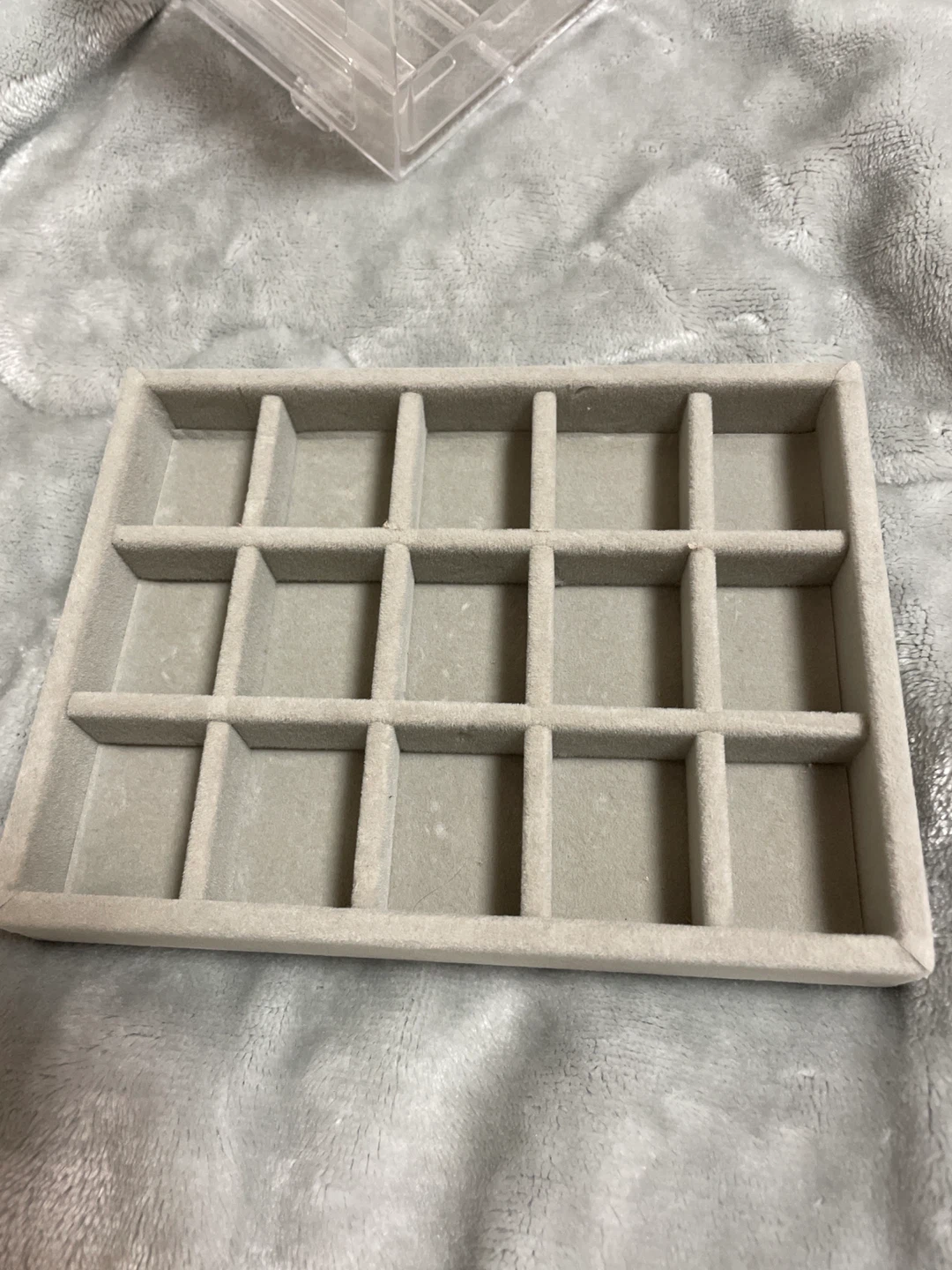 ベロアアクセサリー収納ケース