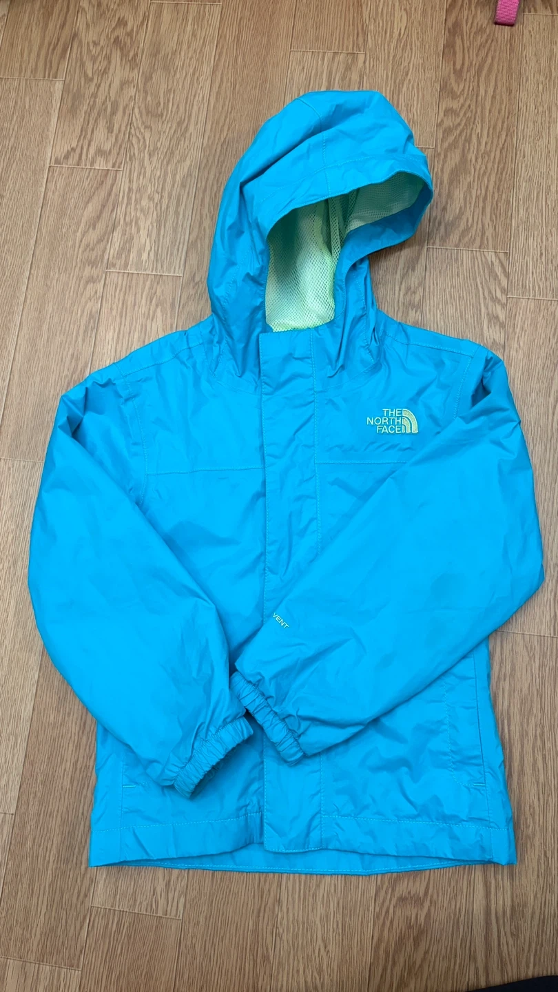 THE NORTH FACE フード付き水色ジャケット XXS/110サイズ
