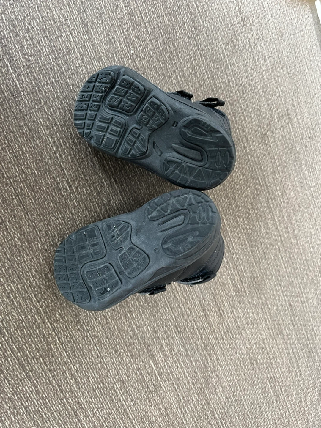 asics SUKU2 GD.WALKER BABY-HI 13.5㎝ ブラックの写真5枚目