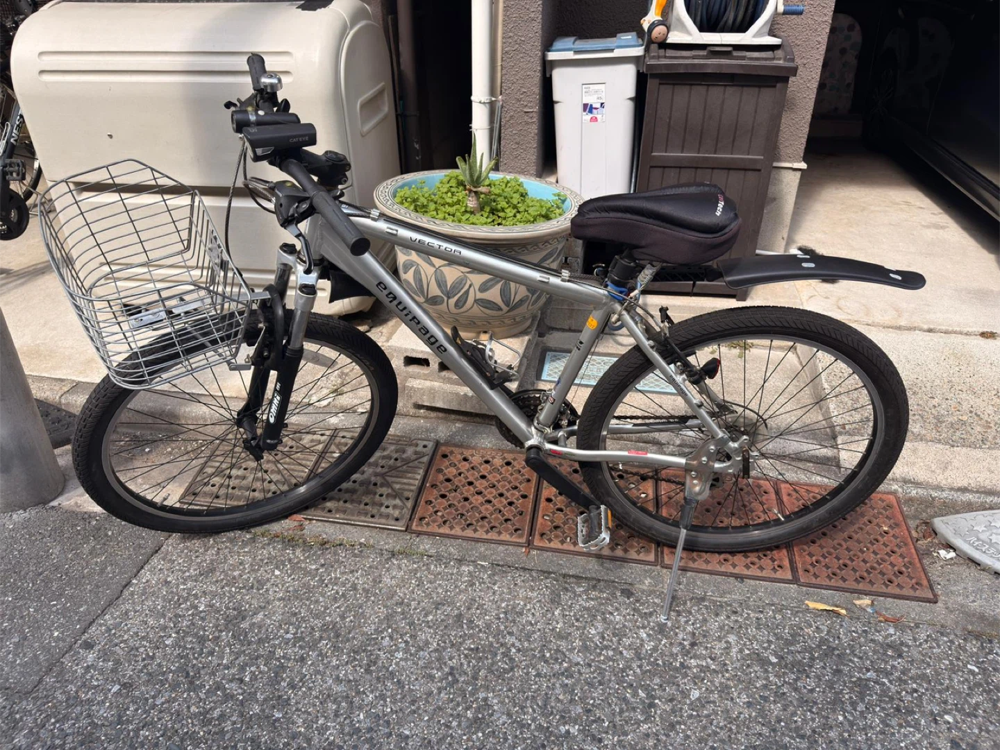 早い者勝ち！ サイクルベースあさひ製 マウンテンバイク「equipage VECTOR」 街乗りカスタム