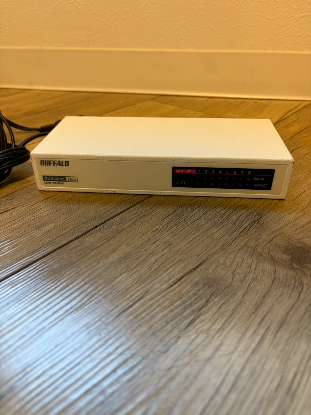 【バッファロー】スイッチングハブ LSW-TX-8NS