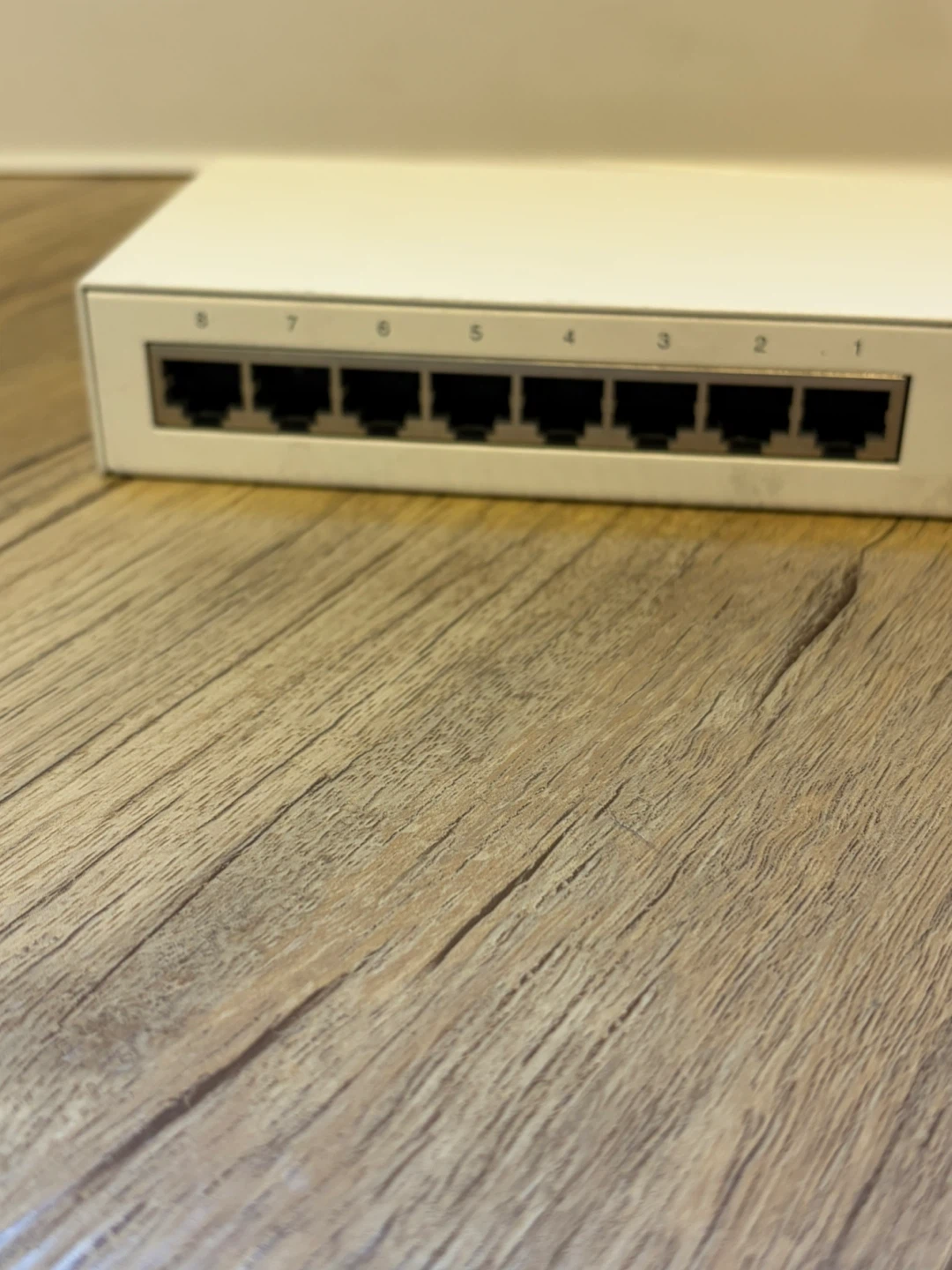 【バッファロー】スイッチングハブ LSW-TX-8NSの写真3枚目