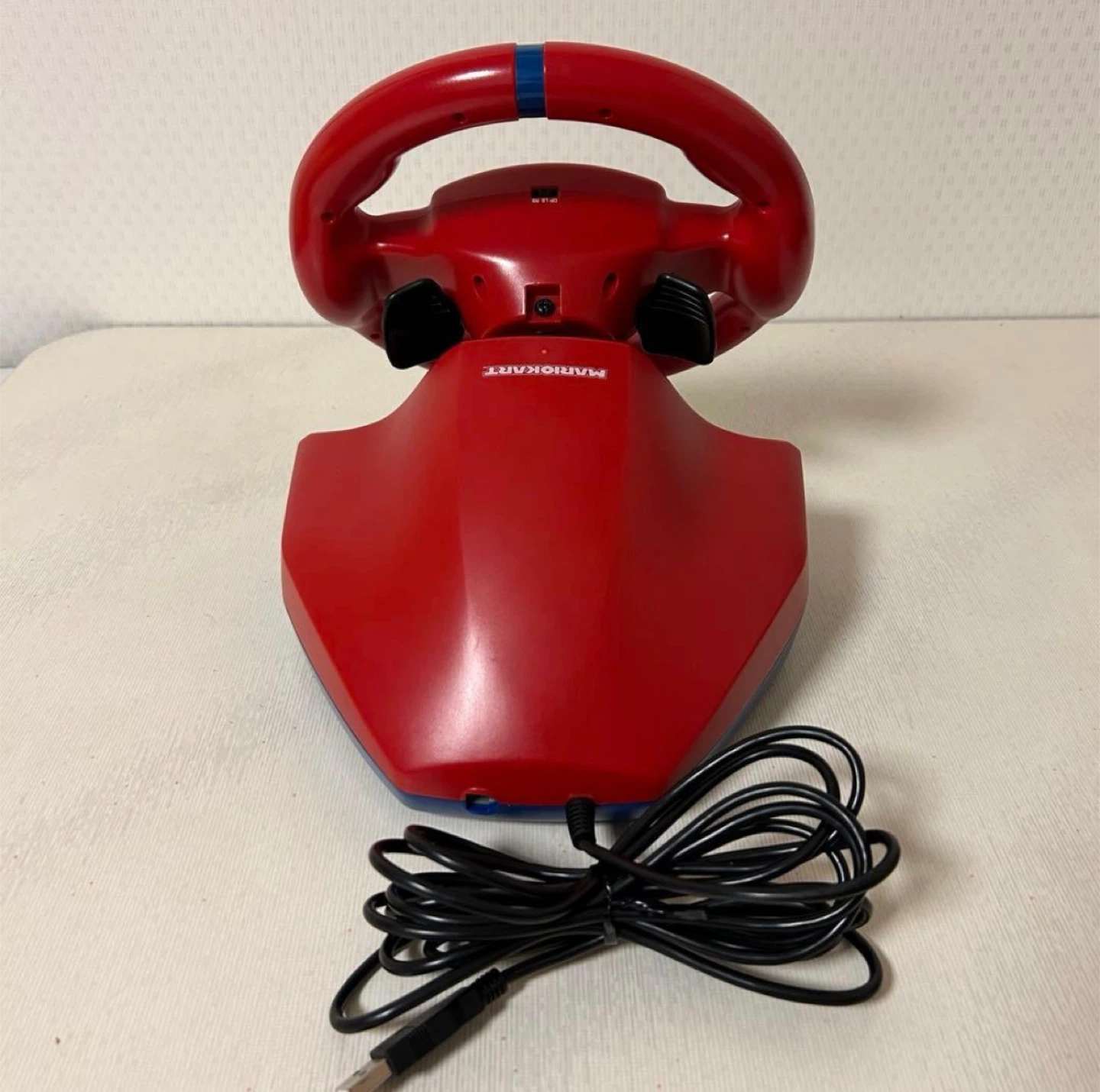【美品】Nintendo switch マリオカート　レーシングホイール　ホリ製の写真2枚目
