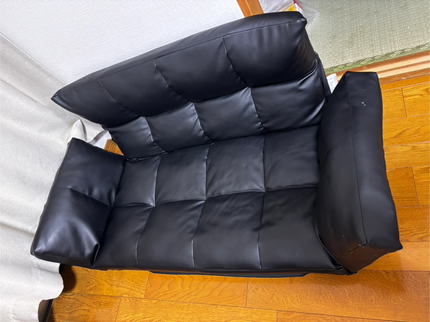 レザー調ローソファ(2人掛け)
