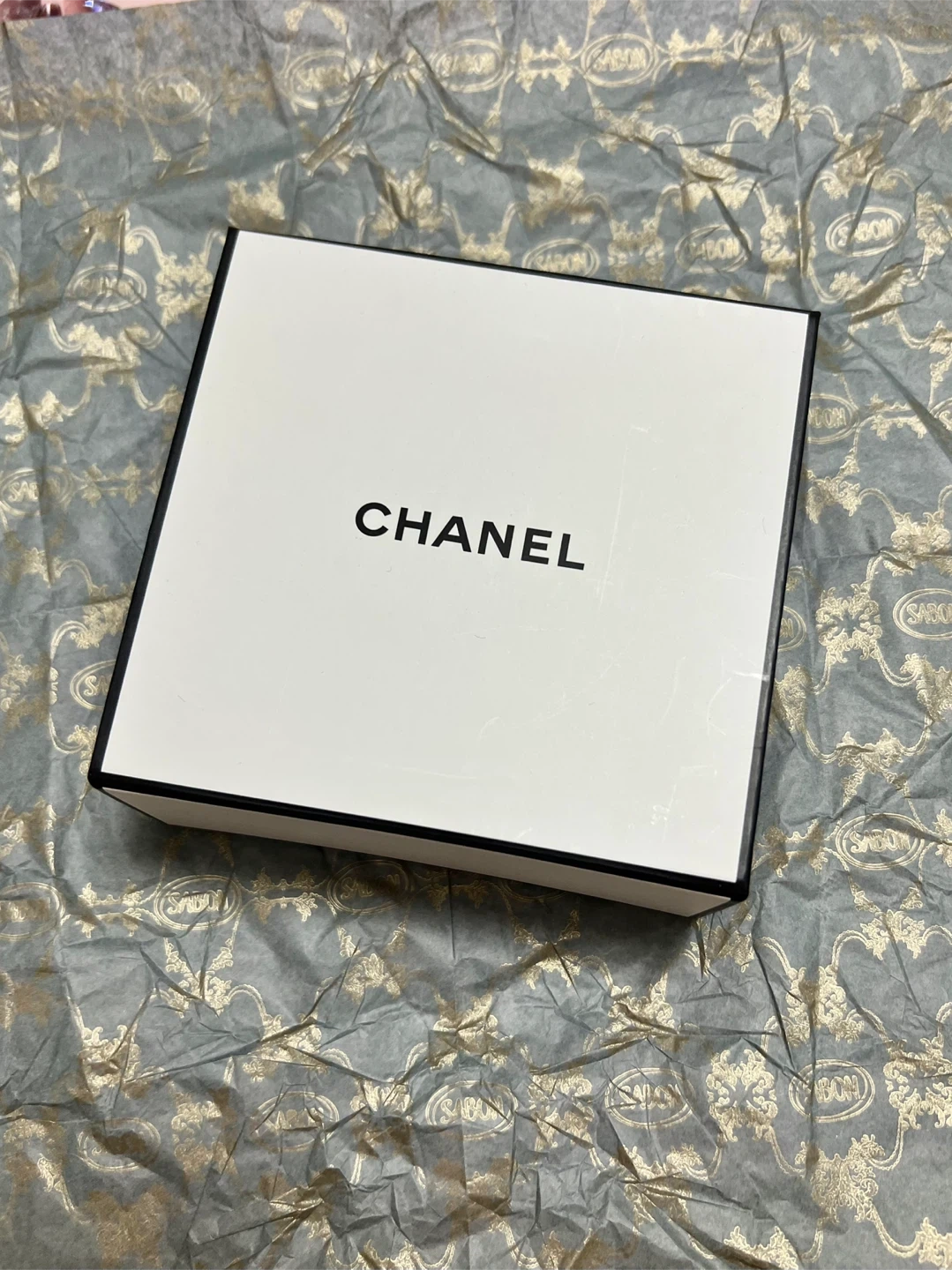 17日に処分します CHANEL 空箱