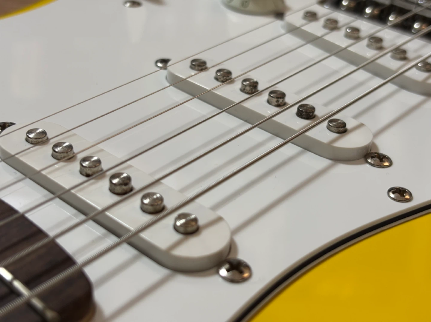 Squier Affinity Stratocaster エレキギターの写真6枚目