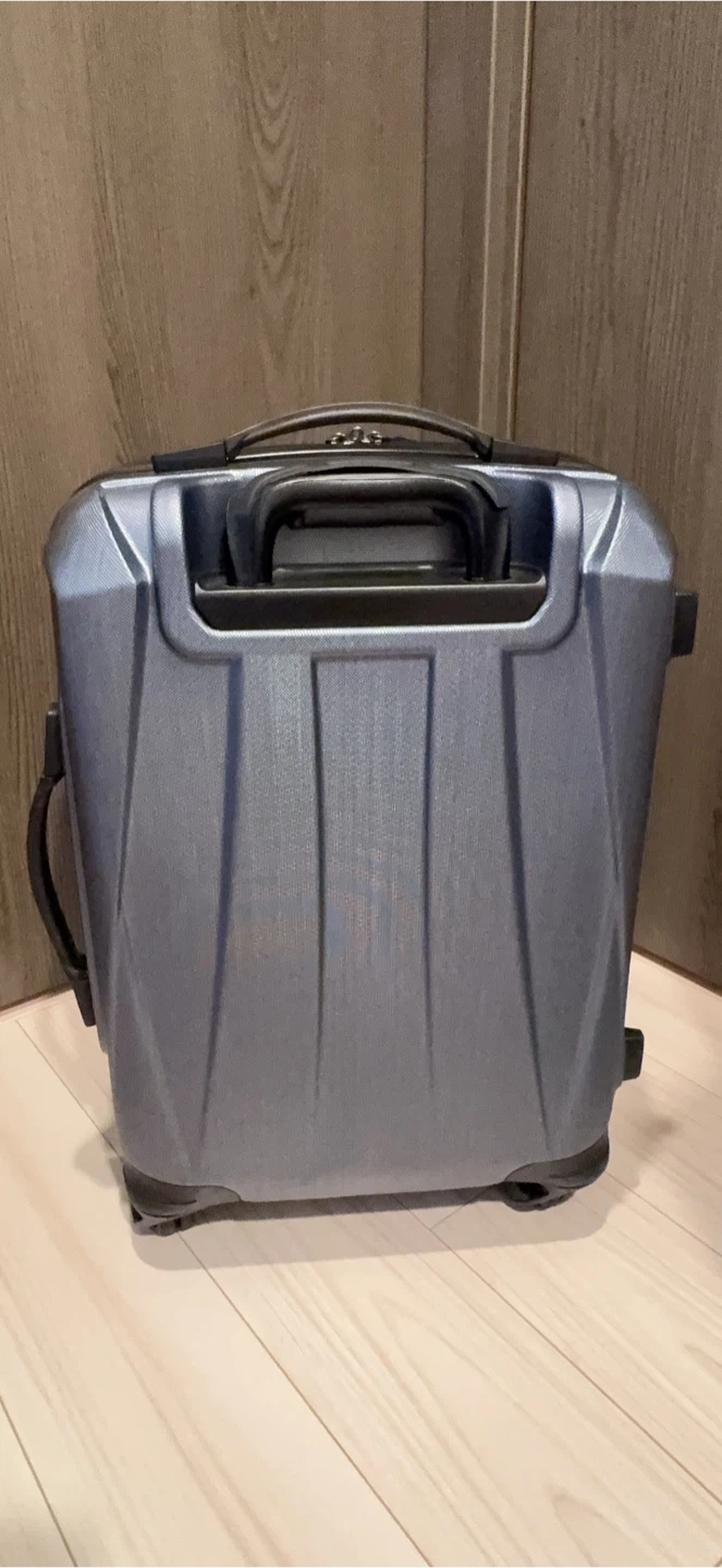 🇺🇸サムソナイト 機内持ち込みサイズ スーツケースの写真2枚目