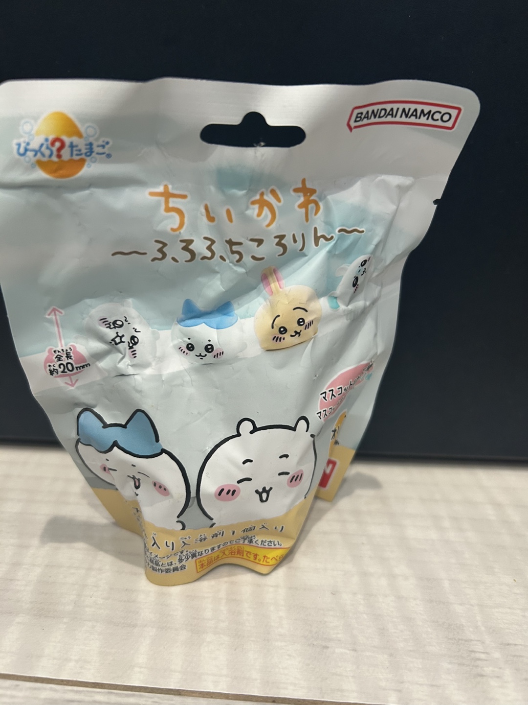 ちいかわ ふろふちころりん　入浴剤