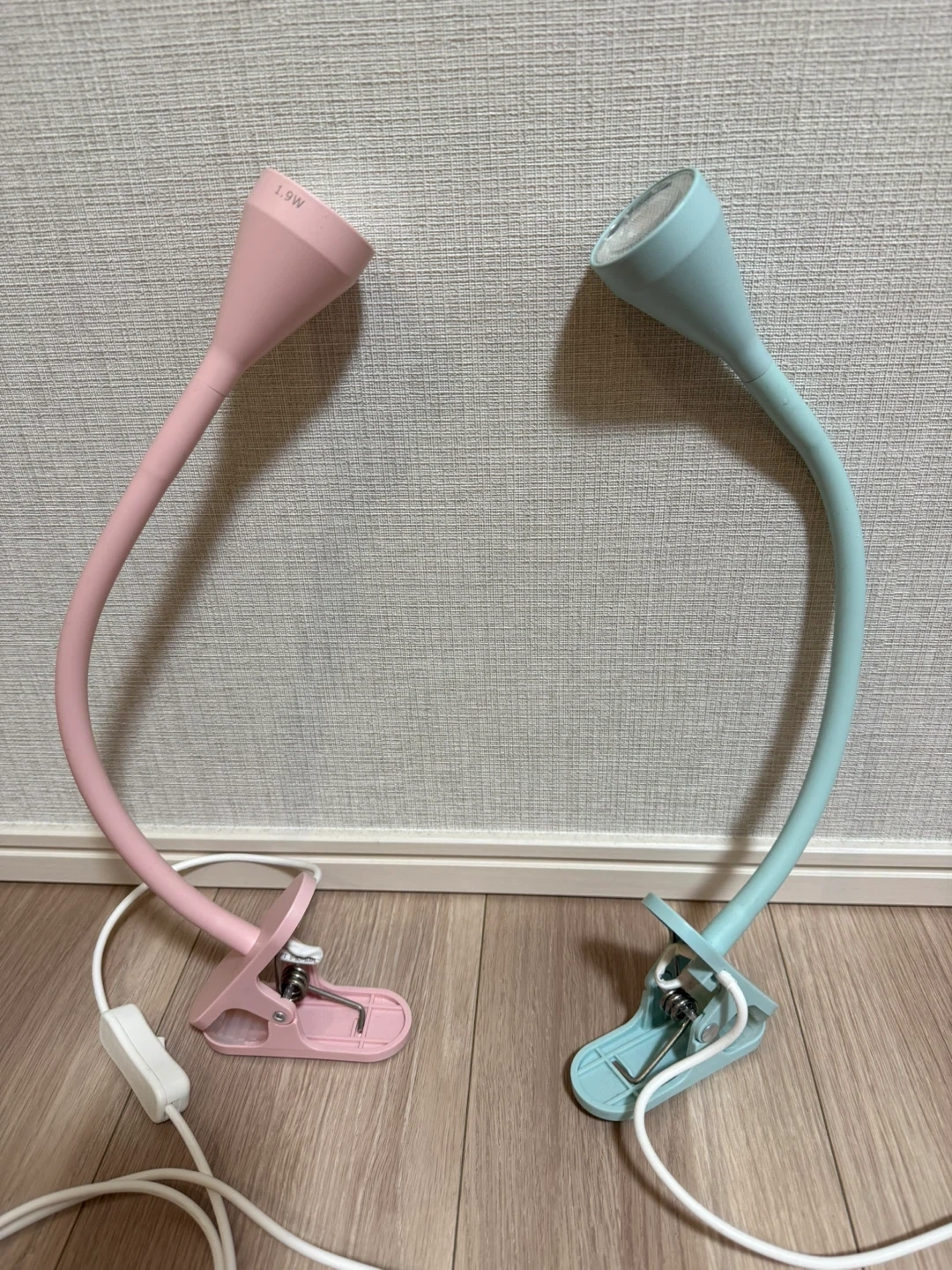 イケア NAVLINGE クリップライト ピンク&ブルー 2個セット