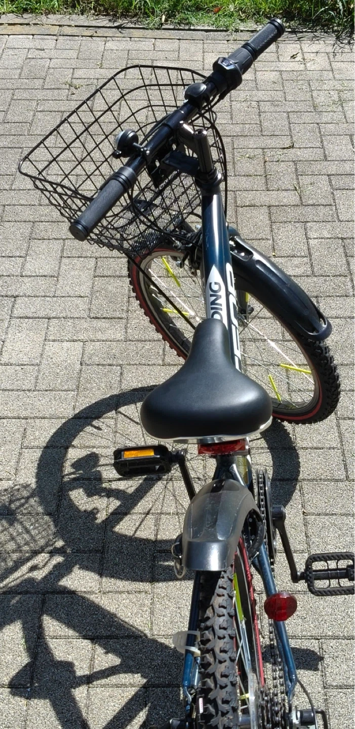 キッズ 自転車 22インチ ネイビーの写真3枚目