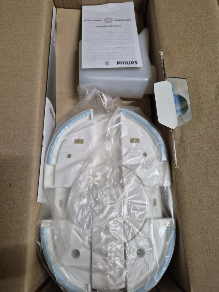 フィリップス コードレスアイロン Azurcord/cordless 52の写真2枚目