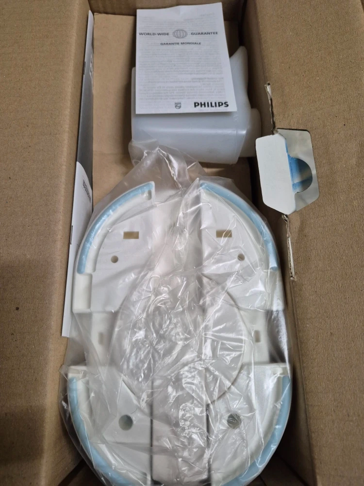フィリップス コードレスアイロン Azurcord/cordless 52の写真2枚目