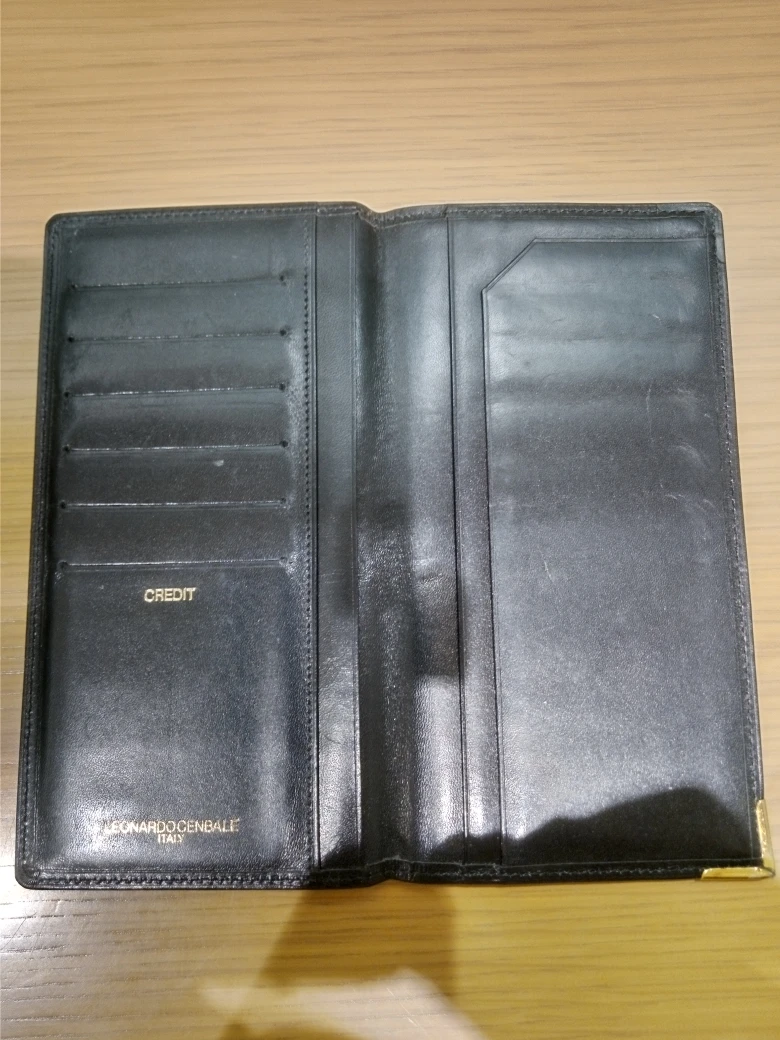 レオナルド ゼンバーレ 長財布 黒の写真2枚目