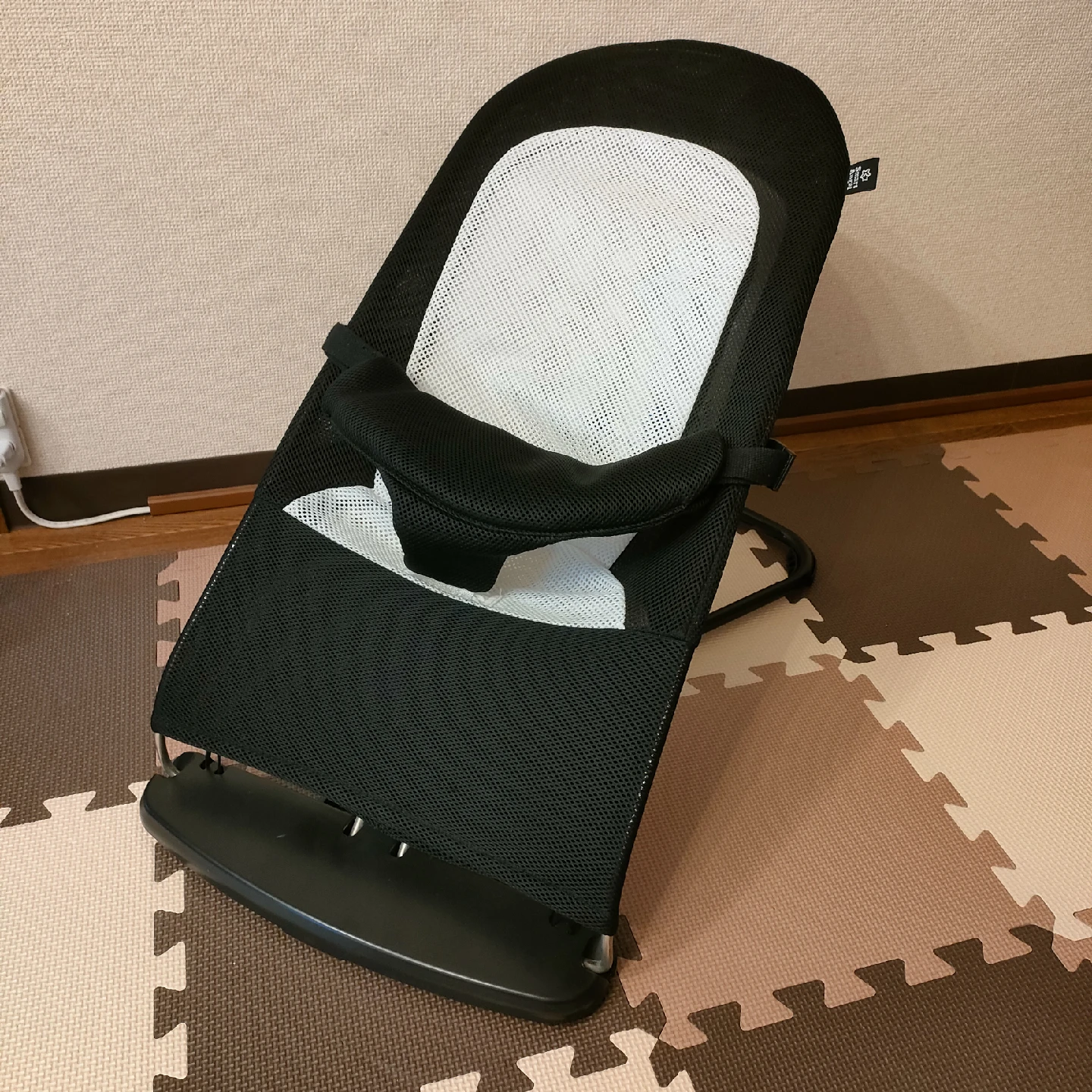 ベビーバウンサー 　スマートエンジェル(西松屋)　ブラック