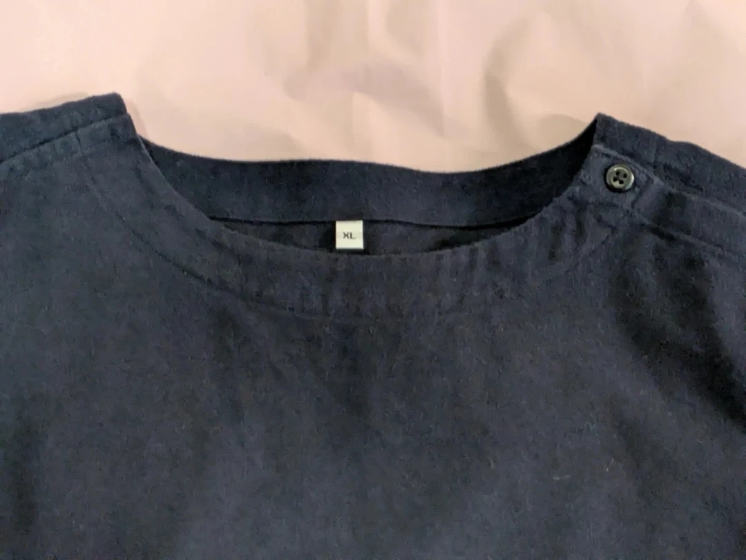 【値下げ!】無印良品 長袖カットソー ネイビー XLサイズの写真2枚目