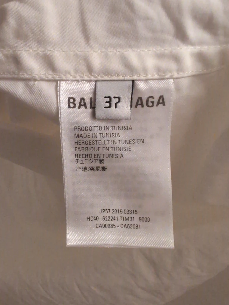 BALENCIAGA 白シャツ(半袖)の写真3枚目