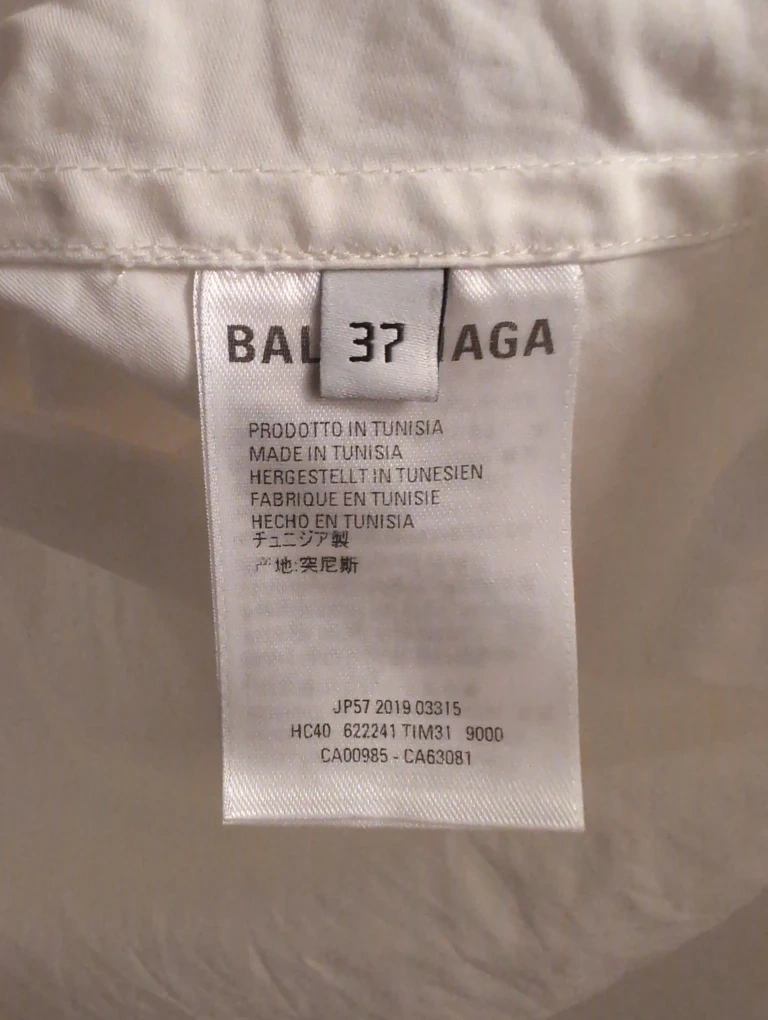 BALENCIAGA 白シャツ(半袖)の写真3枚目