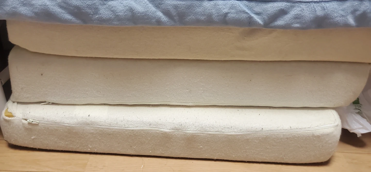 三つ折りのマットレスをお渡しします