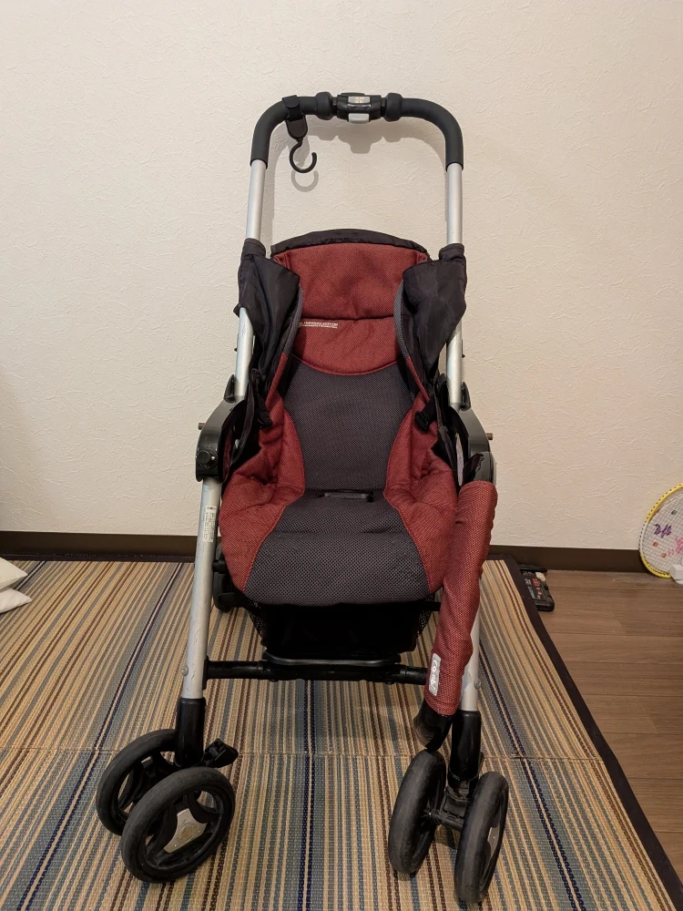 コンビ ベビーカー(訳あり)の写真3枚目