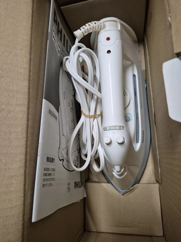 フィリップス コードレスアイロン Azurcord/cordless 52の写真3枚目