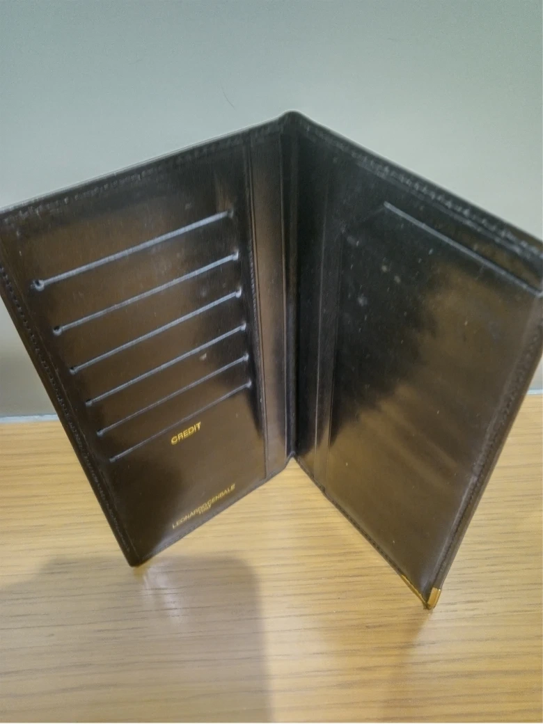 レオナルド ゼンバーレ 長財布 黒