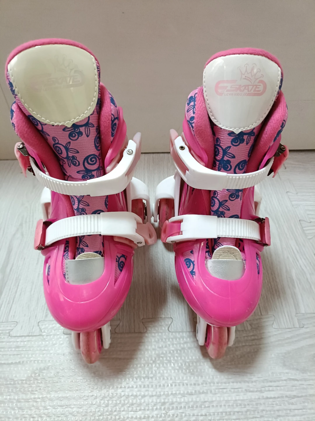 エスケート ローラースケート ピンク