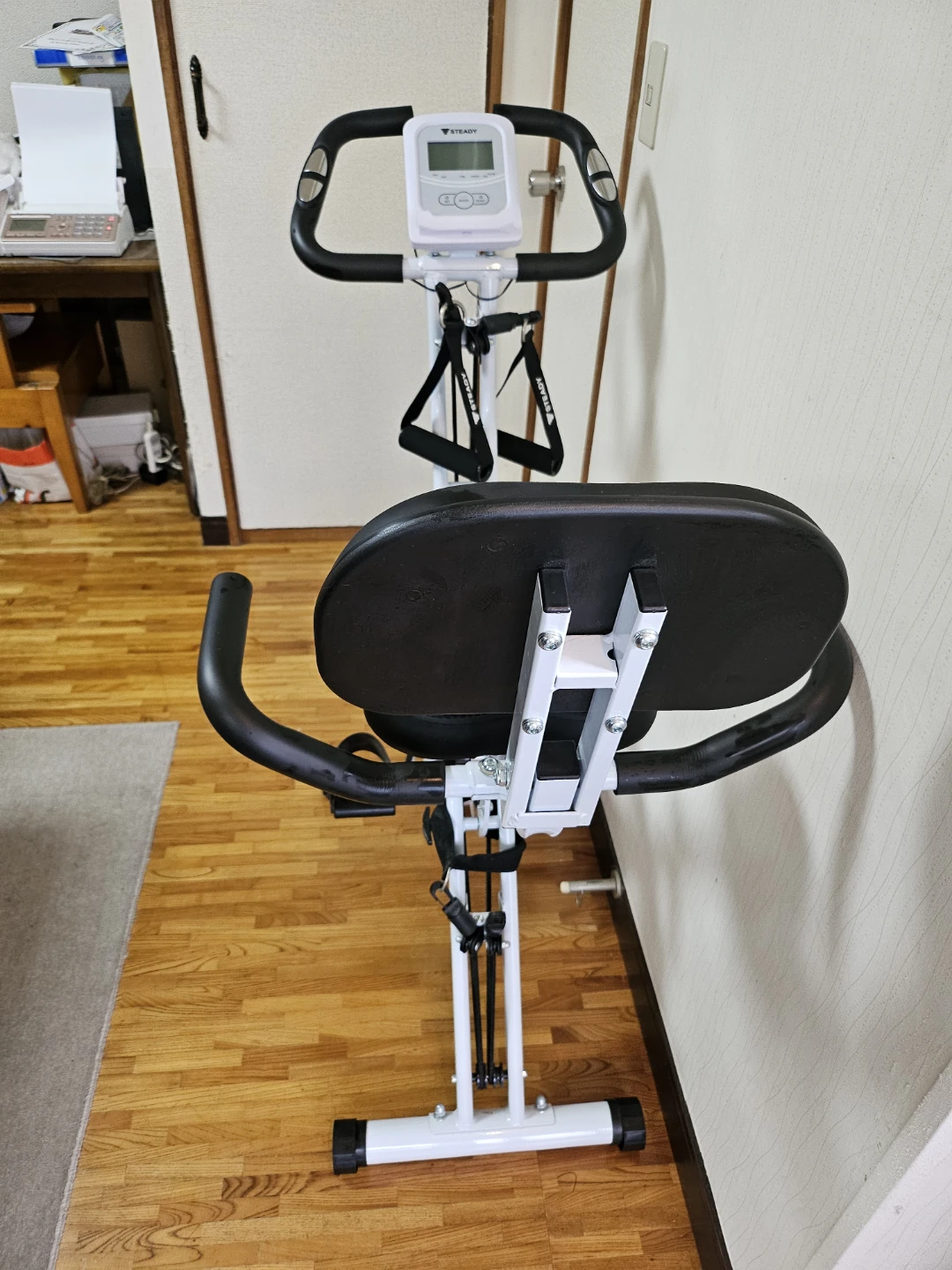 ステディ エクササイズバイクの写真7枚目