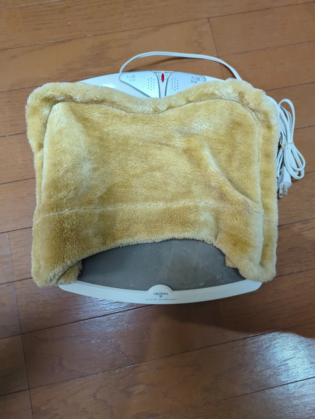 イズミ 足温器 FW-66