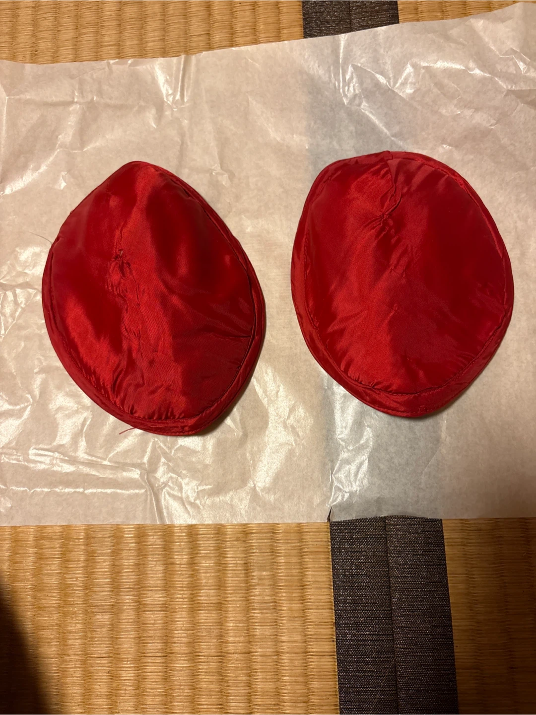 赤い肩パッド2個セット