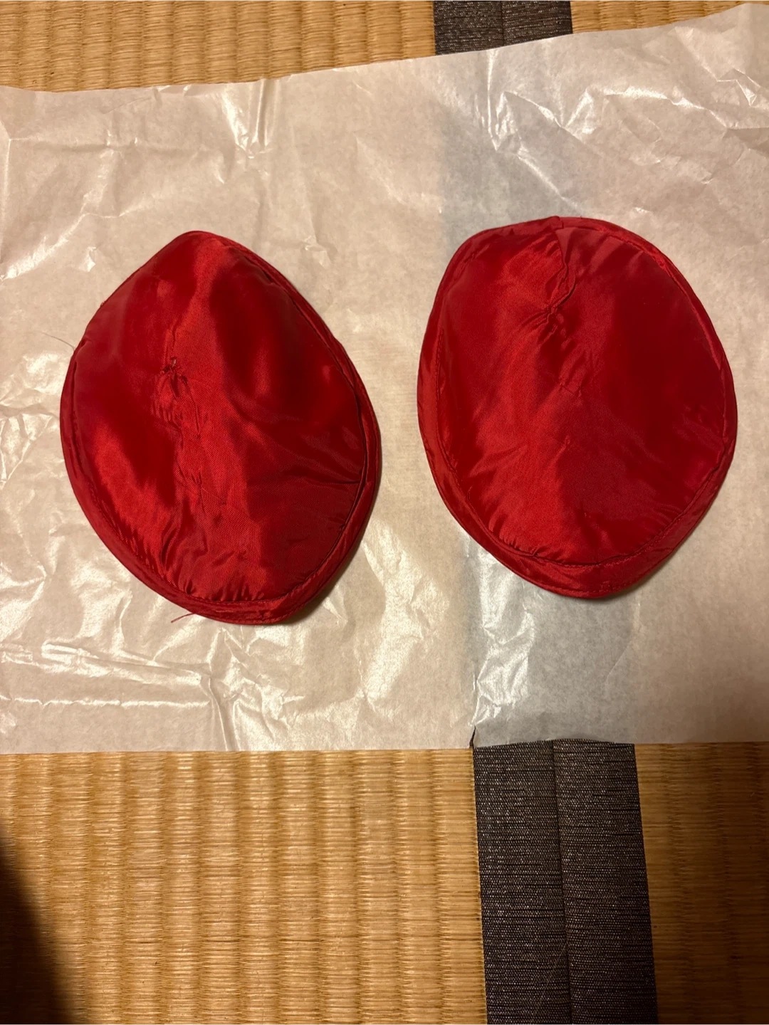 赤い肩パッド2個セット