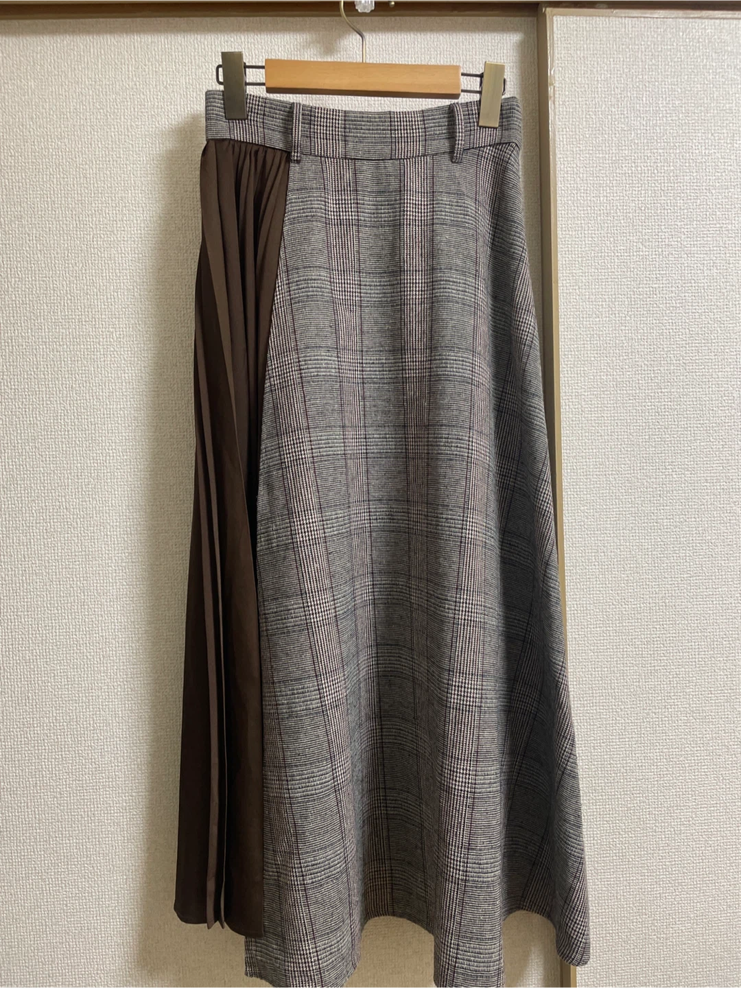【100円均一セール】冬スカートの写真2枚目
