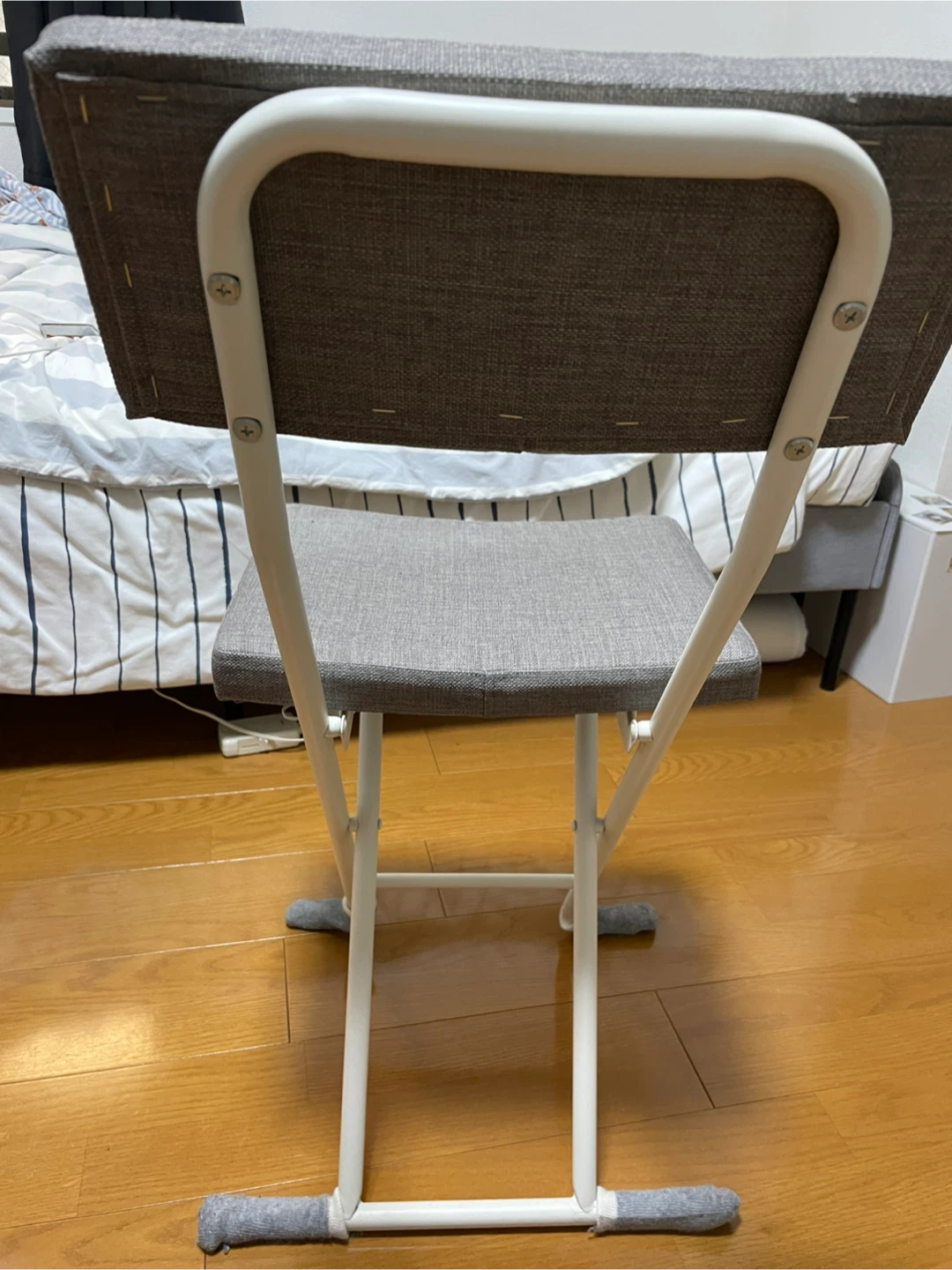 折りたたみ椅子の写真3枚目