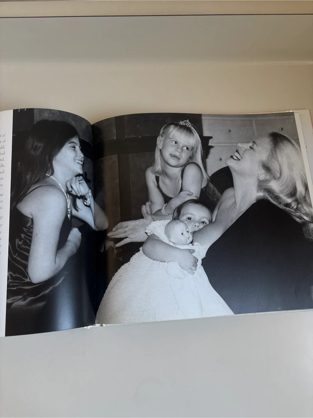 ハリウッド　MOMS 写真集の写真4枚目
